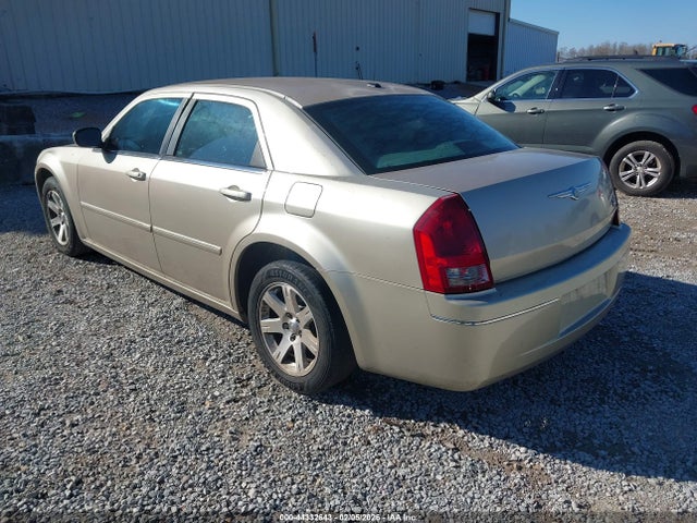 2006 CHRYSLER 300 2C3KA53GX6H383398 Photo 2