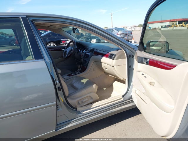 2003 LEXUS ES 300 JTHBF30G430143591 Photo 4