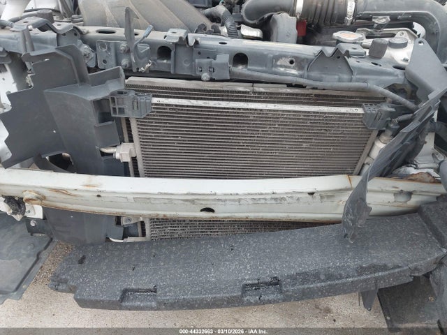 3N1CN7AP3JL824374 Nissan Versa 1.6 Sv