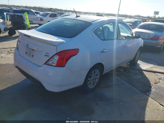 3N1CN7AP3JL824374 Nissan Versa 1.6 Sv