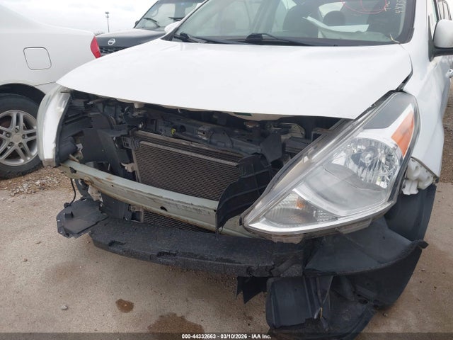 3N1CN7AP3JL824374 Nissan Versa 1.6 Sv