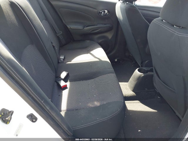 3N1CN7AP3JL824374 Nissan Versa 1.6 Sv