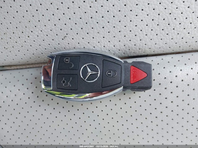 Продаж на аукціоні авто 2015 Mercedes-benz C 300 Luxury/sport, vin: 55SWF4JB9FU057595, номер лоту: 44332681
