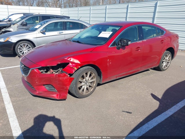 44332750 :رقم المزاد ، JM1GJ1U67F1165336 vin ، 2015 Mazda Mazda6 I Sport مزاد بيع