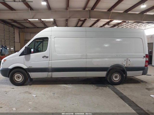 2012 Mercedes-benz Sprinter 2500 High Roof მანქანა იყიდება აუქციონზე, vin: WD3PE8CB5C5611042, აუქციონის ნომერი: 44332798