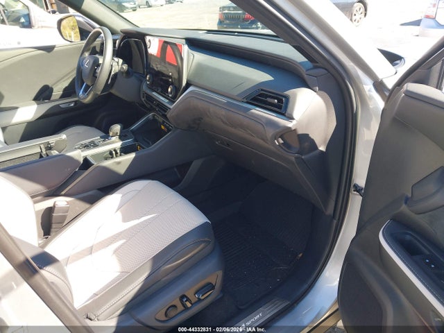 44332831 :رقم المزاد ، 5TDABAB6XSS012176 vin ، 2025 Lexus Tx 500h F Sport Premium مزاد بيع