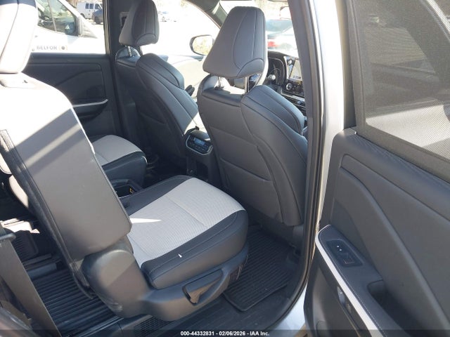 44332831 :رقم المزاد ، 5TDABAB6XSS012176 vin ، 2025 Lexus Tx 500h F Sport Premium مزاد بيع