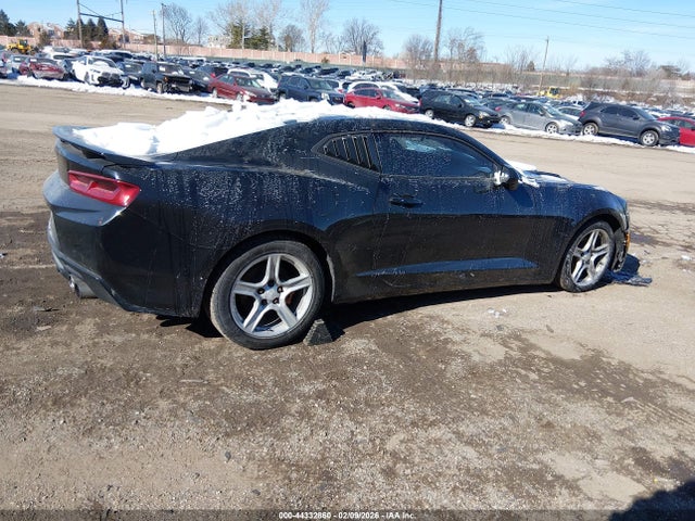 2017 CHEVROLET CAMARO 1G1FB1RS7H0104374 Photo 3