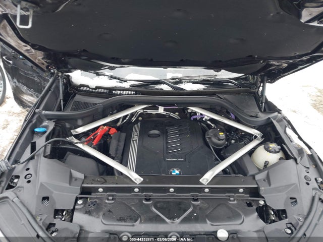 2021 BMW X6 5UXCY6C08M9E11587 Photo 9