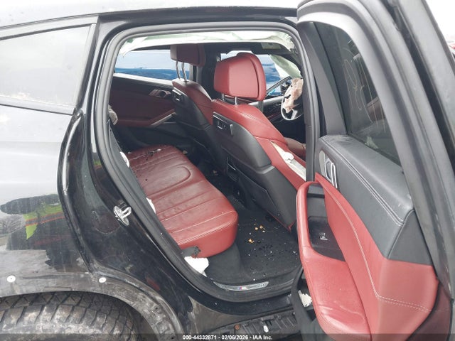 2021 BMW X6 5UXCY6C08M9E11587 Photo 7