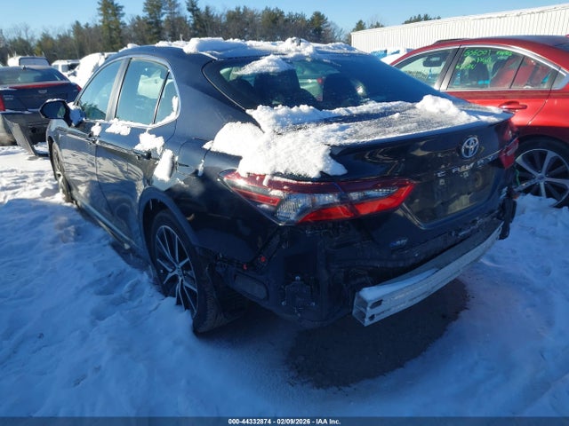 4T1T11BK2RU129681 Toyota CAMRY SE
