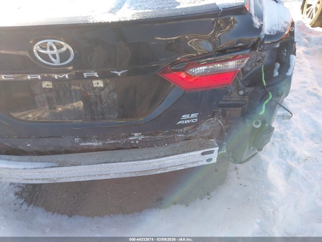 4T1T11BK2RU129681 Toyota CAMRY SE