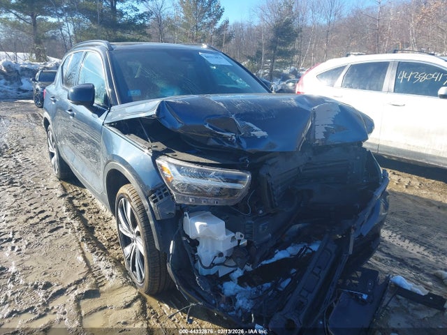 2022 VOLVO XC40 RECHARGE PURE ELECTRIC YV4ED3UR8N2708932