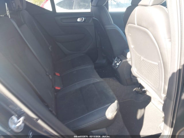 2022 VOLVO XC40 RECHARGE PURE ELECTRIC YV4ED3UR8N2708932 Photo 7