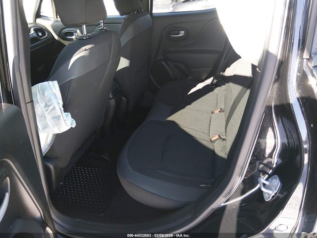 Jeep Renegade Latitude 4x4 2023 ZACNJDB16PPP21201 Image 8