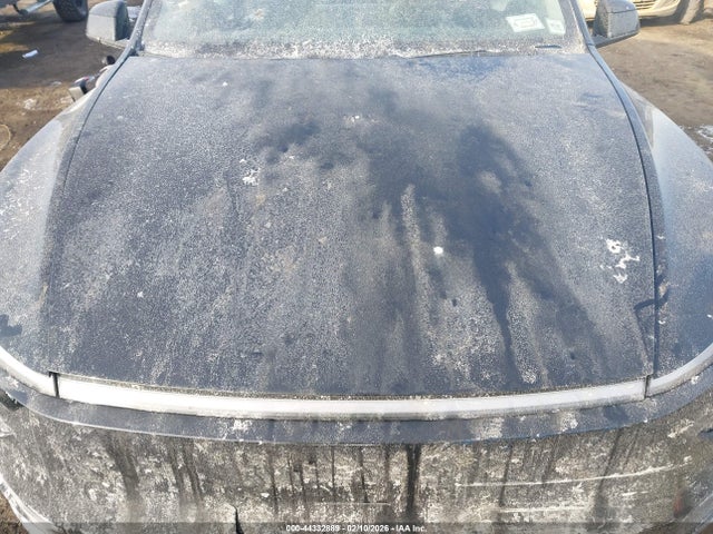 2026 TESLA MODEL Y 7SAYGDED9TF383527 Photo 9