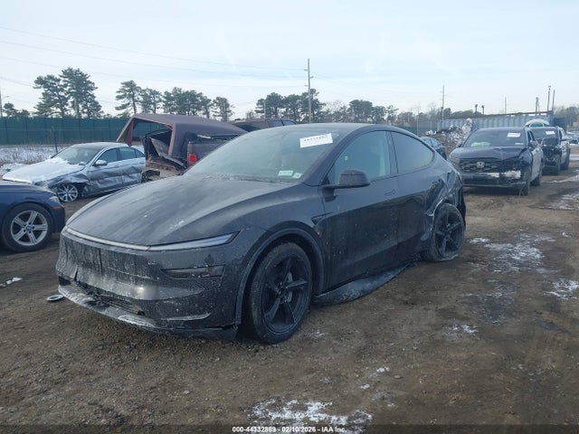 2026 TESLA MODEL Y 7SAYGDED9TF383527 Photo 1