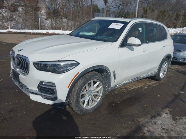 2019 BMW X5 5UXCR6C53KLK89954 Photo 1