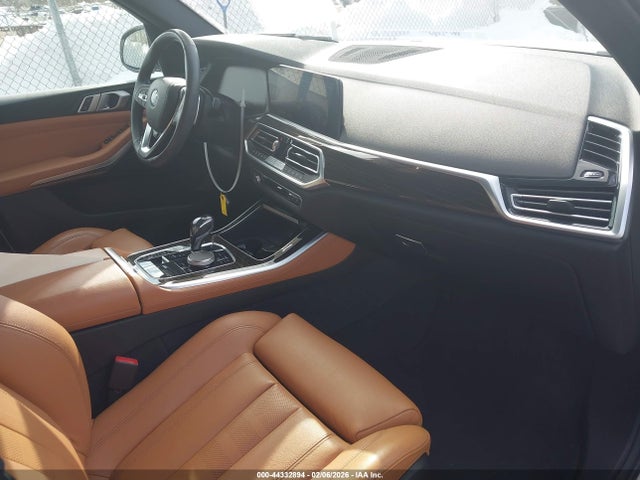 2019 BMW X5 5UXCR6C53KLK89954 Photo 4