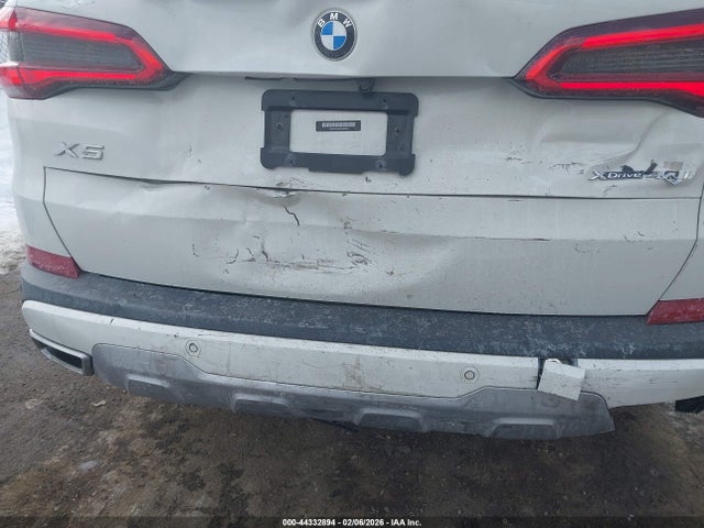2019 BMW X5 5UXCR6C53KLK89954 Photo 5