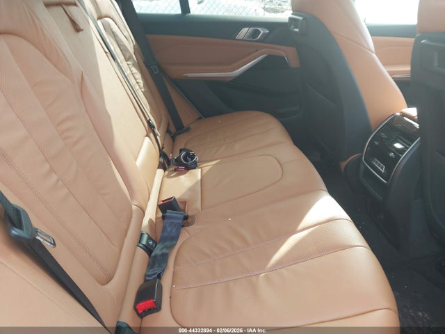 2019 BMW X5 5UXCR6C53KLK89954 Photo 7