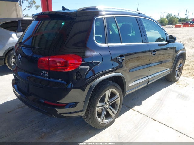 2017 VOLKSWAGEN TIGUAN WVGUV7AX8HW504579 Photo 3