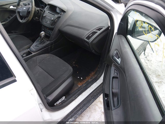 2015 FORD FOCUS 1FADP3F24FL355466 Photo 4