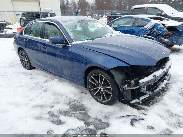 44332994 :رقم المزاد ، 3MW5R7J02M8B58223 vin ، 2021 Bmw 330i Xdrive مزاد بيع