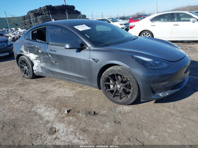 2023 TESLA MODEL 3 5YJ3E1EA6PF687972 Photo 0