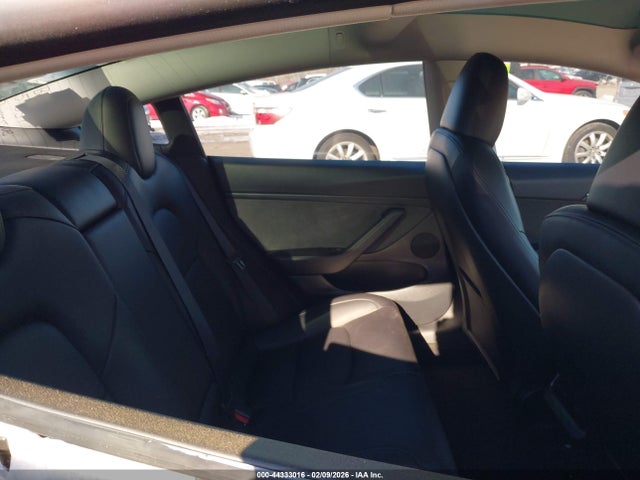 2023 TESLA MODEL 3 5YJ3E1EA6PF687972 Photo 7