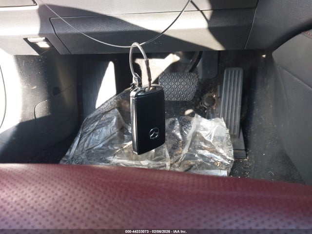 44333073 :رقم المزاد ، 3MVDMBCM3RM649137 vin ، 2024 Mazda Cx-30 2.5 S Carbon Edition مزاد بيع