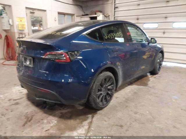 2022 TESLA MODEL Y 7SAYGDEE4NF447310 Photo 3