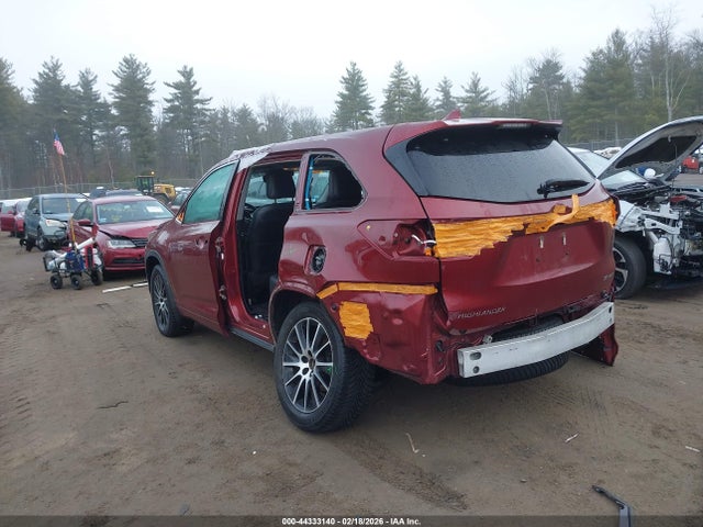 5TDJZRFH6JS833716 Toyota Highlander Se