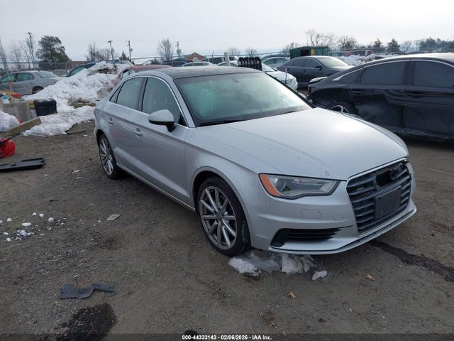 2015 AUDI A3 WAUBFGFF9F1004513 Photo 0