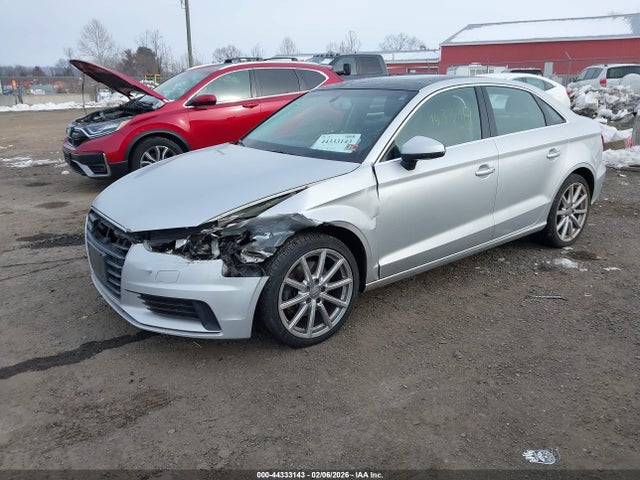 2015 AUDI A3 WAUBFGFF9F1004513 Photo 1