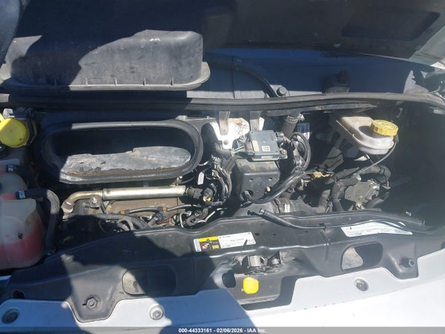 2015 RAM PROMASTER 2500 3C6TRVDDXFE506066 Photo 9