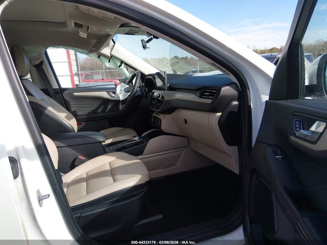 2021 FORD ESCAPE 1FMCU9H63MUA61237 Photo 4