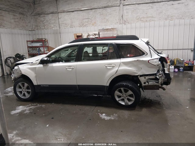 Subaru Outback 2.5i 2014 4S4BRBAC3E3276953 Image 15