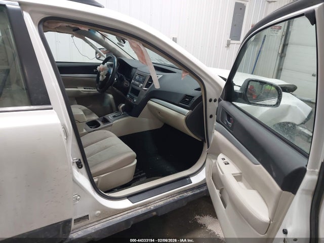 Subaru Outback 2.5i 2014 4S4BRBAC3E3276953 Image 5