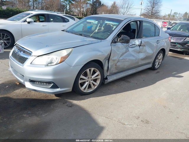 44333197 :رقم المزاد ، 4S3BMCC60D3011891 vin ، 2013 Subaru Legacy 2.5i Premium مزاد بيع