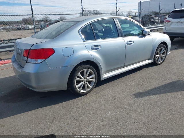 44333197 :رقم المزاد ، 4S3BMCC60D3011891 vin ، 2013 Subaru Legacy 2.5i Premium مزاد بيع