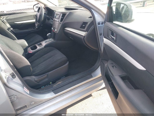 44333197 :رقم المزاد ، 4S3BMCC60D3011891 vin ، 2013 Subaru Legacy 2.5i Premium مزاد بيع