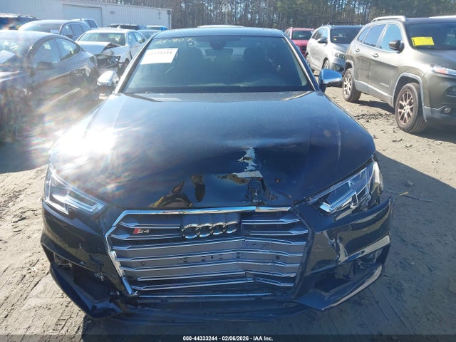44333244 :رقم المزاد ، WAUC4AF45JA001509 vin ، 2018 Audi S4 3.0t Premium Plus مزاد بيع