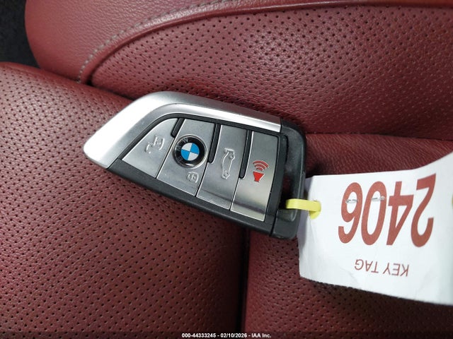 2022 BMW X6 5UXCY6C05N9L64520 Photo 10