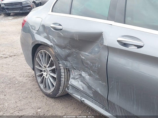 55SWF4JB0HU222906 Mercedes-Benz C 300 Sport