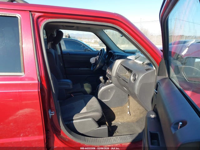 2015 JEEP PATRIOT 1C4NJRBBXFD393268 Photo 4