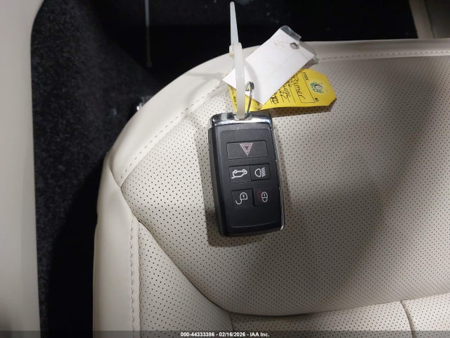 SALKPBE96TA345354 Land Rover Range Rover P530 Se 7 Seat