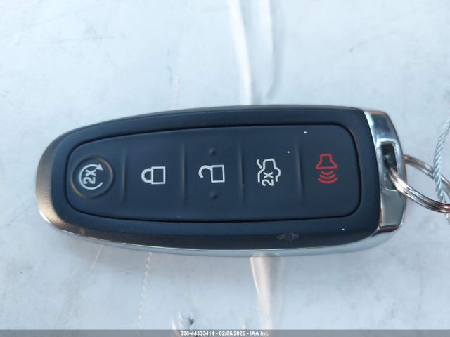 2LMDJ6JK5EBL17845 Lincoln MKX