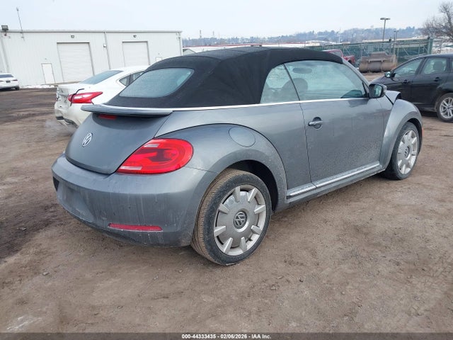 3VW517AT6EM815938 Volkswagen Beetle 1.8t