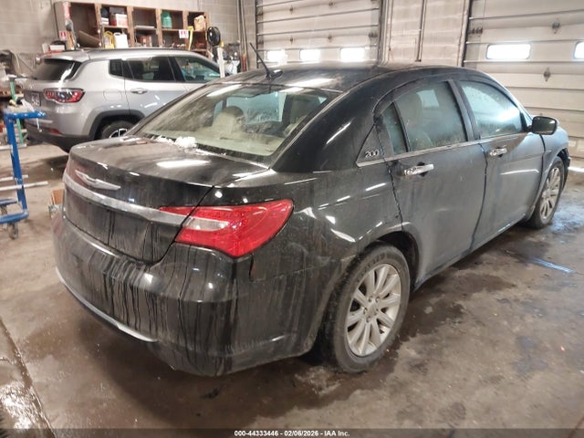 Aukcja sprzedaży 2013 Chrysler 200 Limited, vin: 1C3CCBCG2DN743815, numer aukcji: 44333446